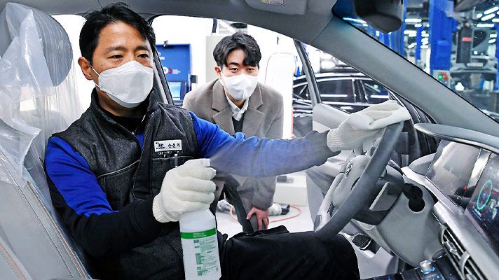 Công nghệ ô tô khử trùng mới tiện lợi hơn, dễ dùng hơn.