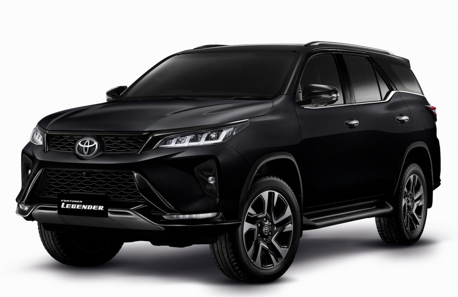 Toyota Fortuner Legender 2021 màu đen Attitude Black Mica "độc"....