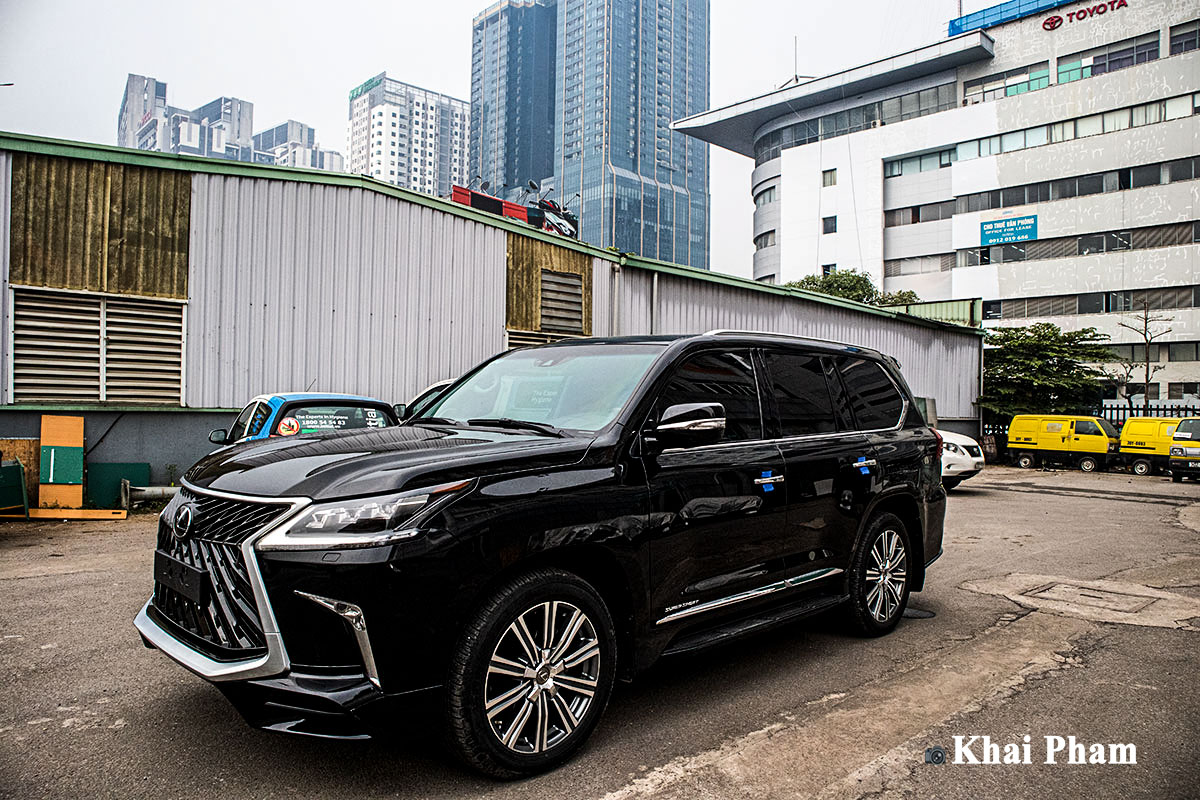 Ảnh Vận hành xe Lexus LX 570 Super Sport 2020 a1