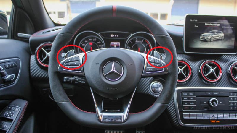 Kiểu lẫy chuyển số phổ biến trên các xe Mercedes.