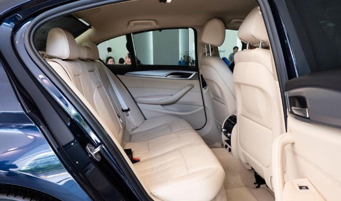Giá xe BMW 5-Series cập nhật nhanh nhất - Ảnh 3 Giá xe BMW 5-Series cập nhật nhanh nhất - Ảnh 3.