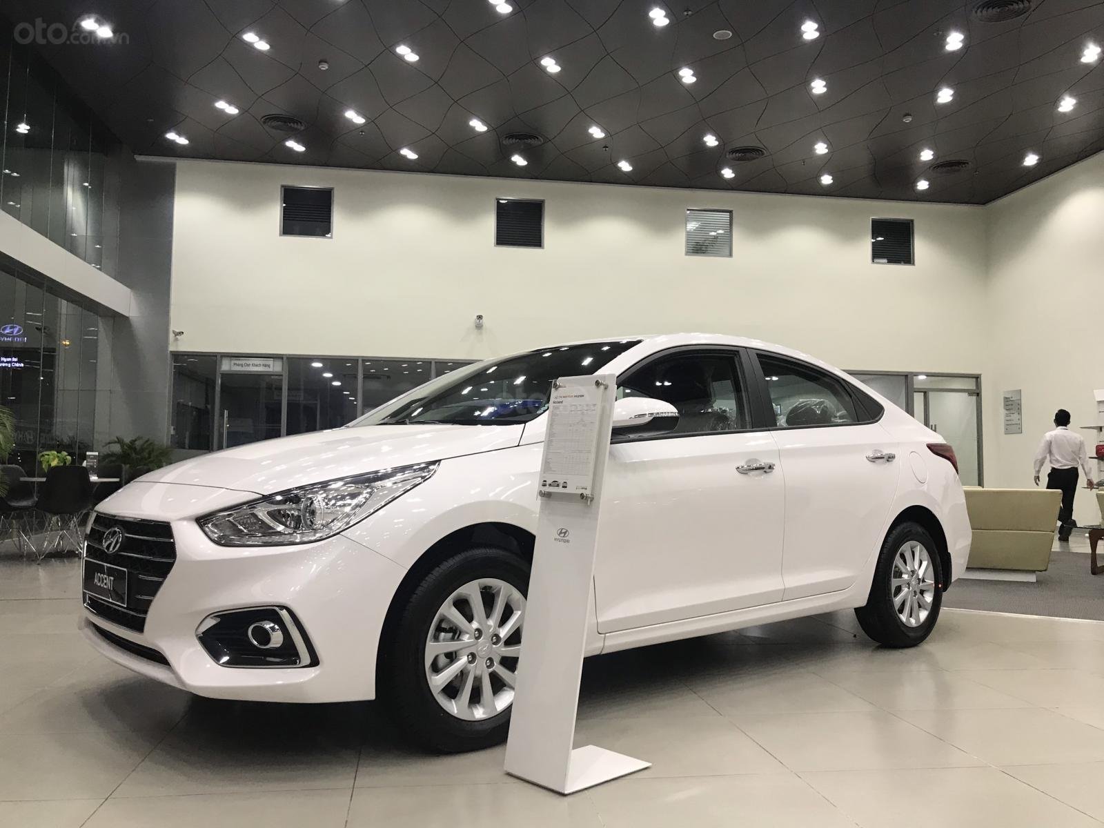 Hyundai Accent: Doanh số 1.128 xe Hyundai Accent: Doanh số 1.128 xe 1