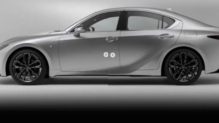 Lexus IS 2021 đẹp hơn, sử dụng khung gầm hiện tại.