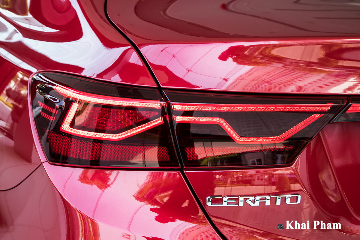 Ảnh đèn hậu xe Kia Cerato 1.6AT Luxury 2020
