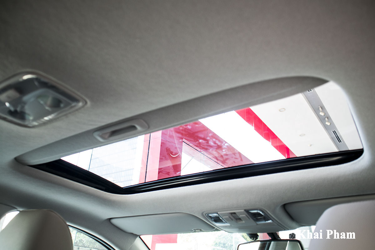 Ảnh cửa sổ trời xe Kia Cerato 1.6AT Luxury 2020 a1