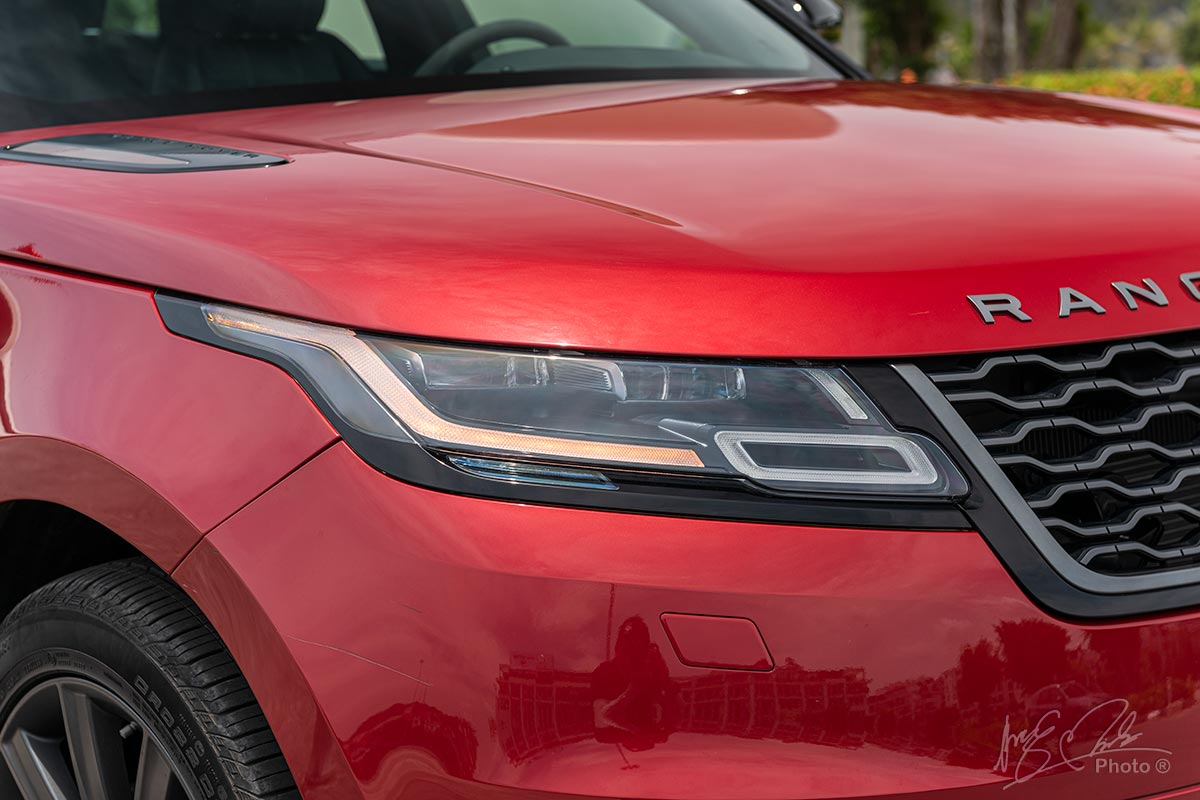Đánh giá xe Range Rover Velar: cụm đèn pha LED mảnh đặc trưng của thương hiệu xe địa hình Anh Quốc Đánh giá xe Range Rover Velar: cụm đèn pha LED mảnh đặc trưng của thương hiệu xe địa hình Anh Quốc.