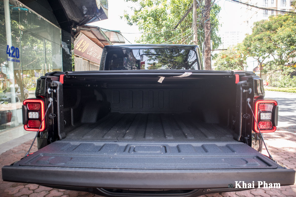 Ảnh thùng xe Jeep Gladiator Launch Edition 2020 a1