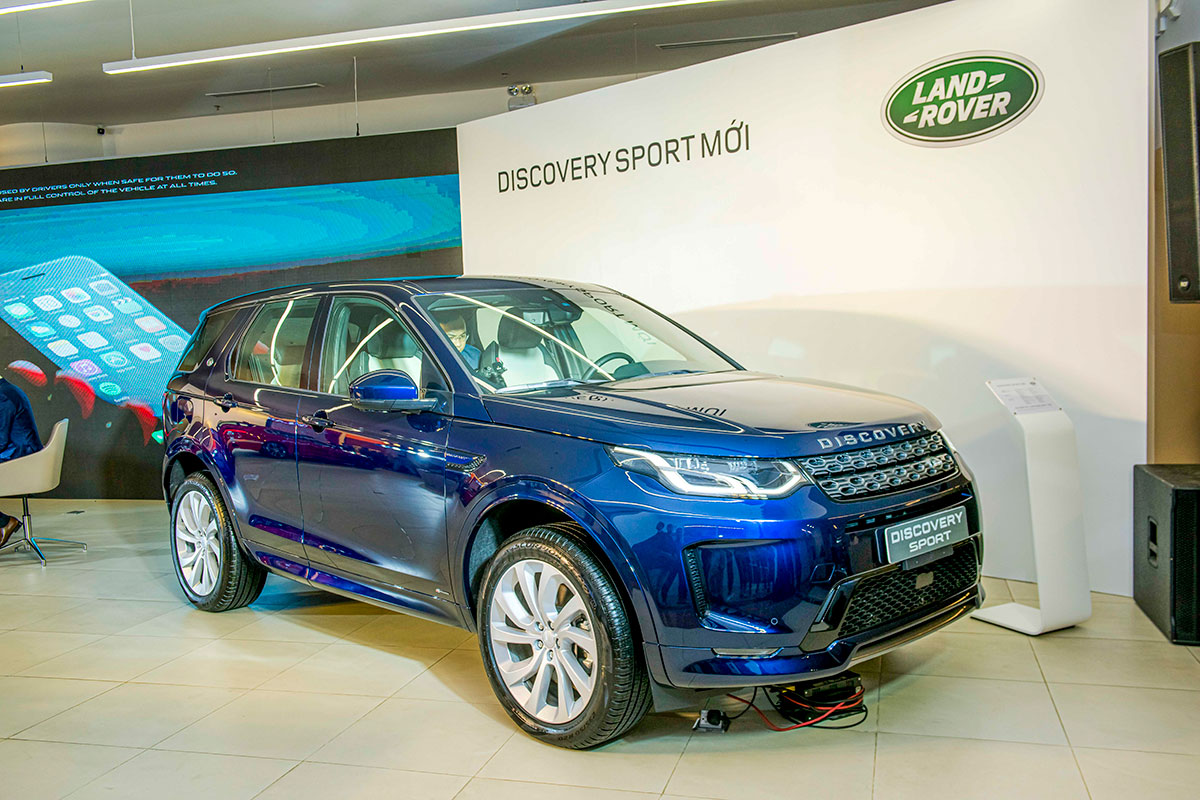 Land Rover Discovery Sport 2020 được bán ra tại Việt Nam dưới 5 phiên bản.