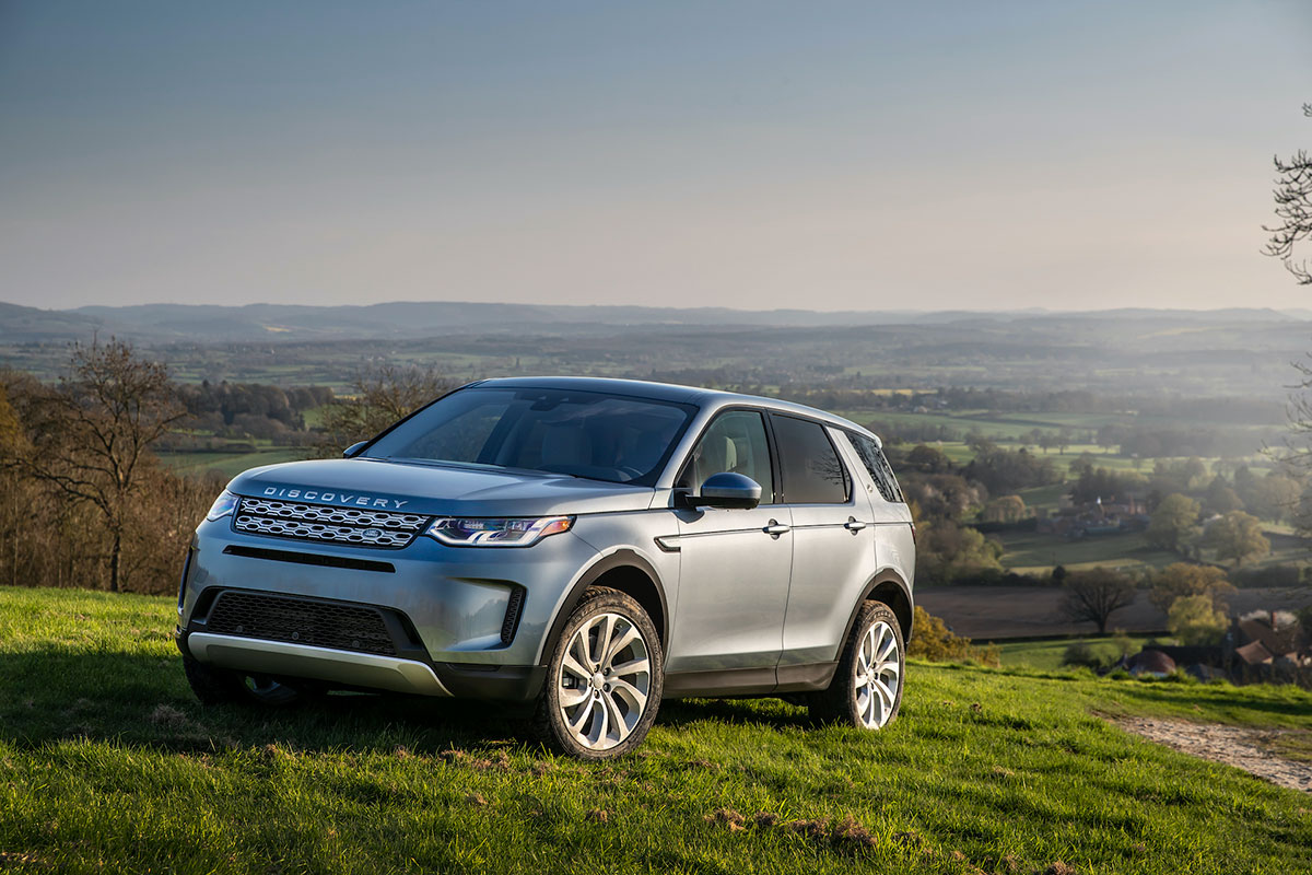 Land Rover Discovery Sport 2020 vẫn được trang bị đầy đủ tính năng Offroad đã làm nên tên tuổi của thương hiệu.