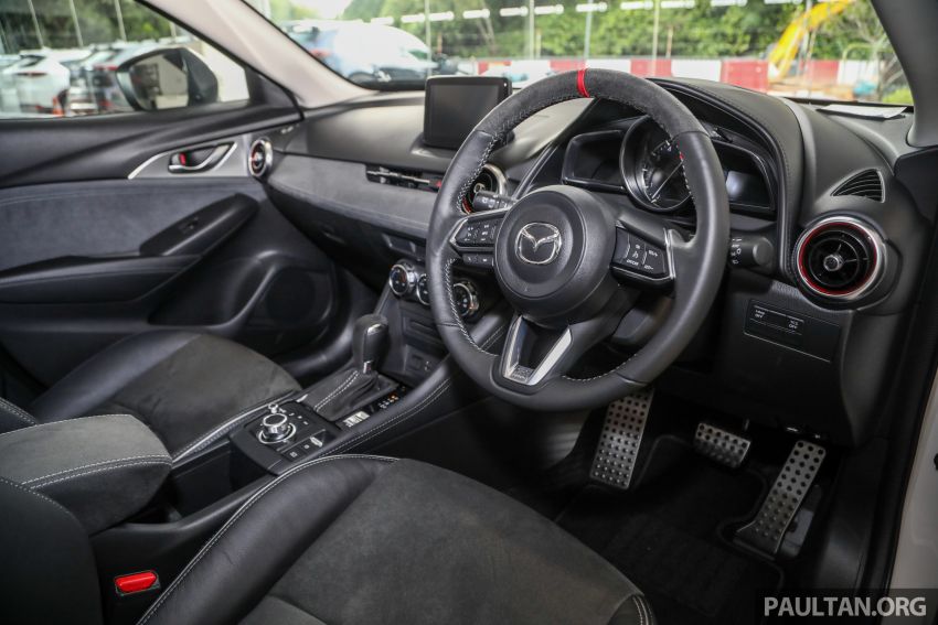 Mazda CX-3 Limited Edition đẹp từ ngoài vào trong.