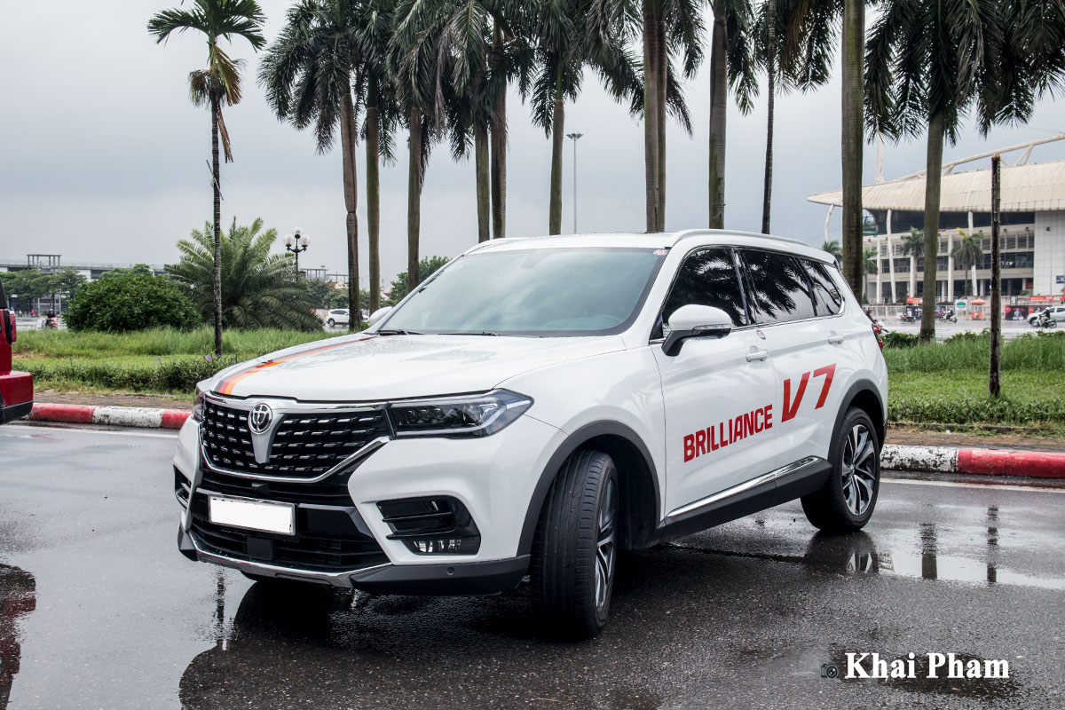 Ảnh trước xe Brilliance V7 2020 