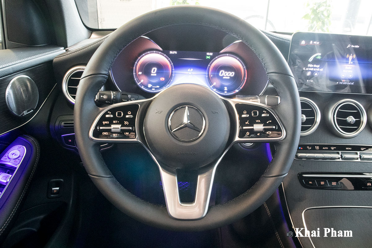 Ảnh Vô-lăng xe Mercedes-Benz GLC 300 2020
