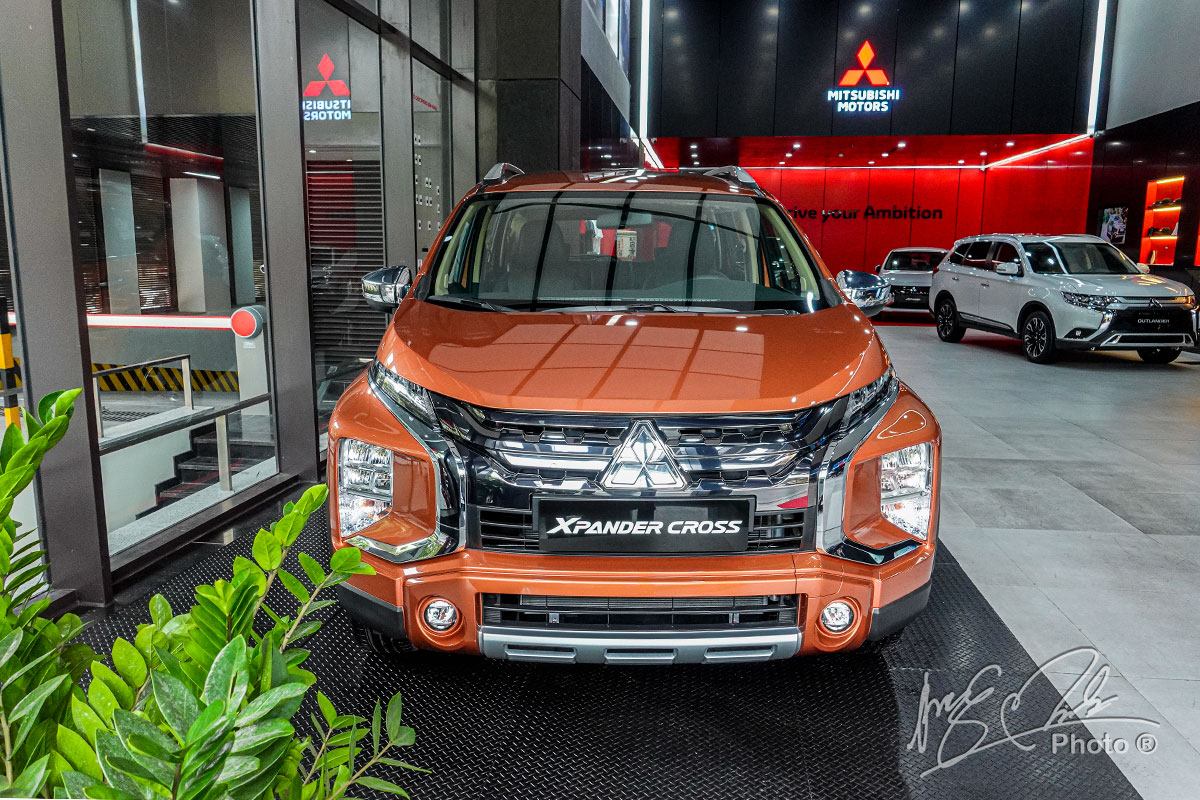 Thiết kế đầu xe của Mitsubishi Xpander Cross nổi bật phong cách của dòng xe SUV.