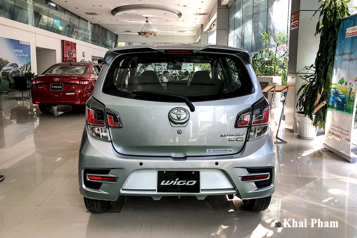 Giá xe Wigo mới nhất: Với mức giá hợp lý và chất lượng tuyệt vời, chiếc xe Toyota Wigo mới nhất sẽ là lựa chọn tuyệt vời cho những ai yêu thích sự tiện dụng và hiệu quả. Tận hưởng cuộc sống một cách thoải mái và tiện nghi trên mảnh đất Việt Nam với chiếc xe Toyota Wigo mới nhất.