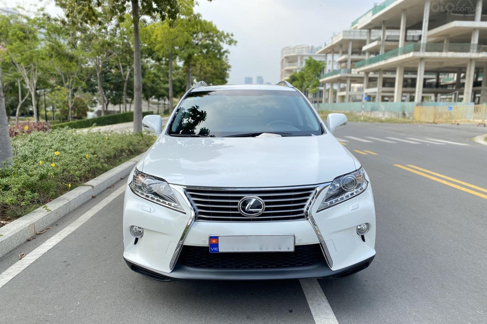 Thiết kế đầu xe Lexus RX 350 2014 1