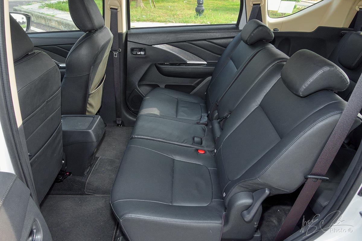 Đánh giá xe Mitsubishi Xpander 2020: Hàng ghế thứ 2.