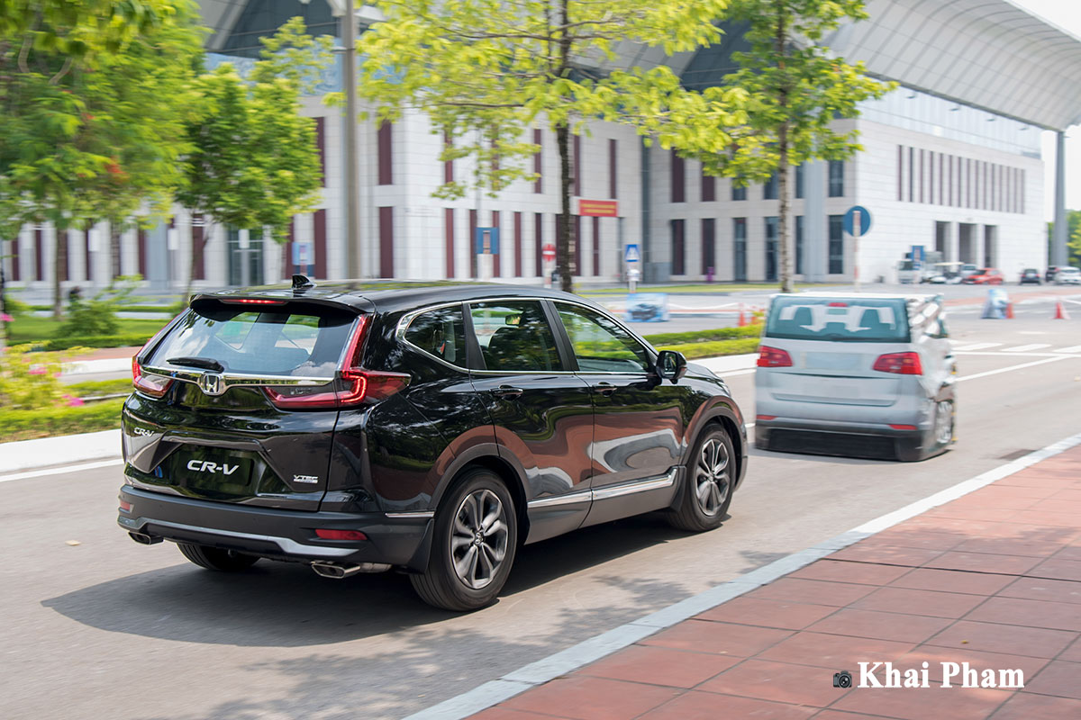 Ba phiên bản Honda CR-V 2020 vừa ra mắt Việt Nam khác nhau những gì? a2