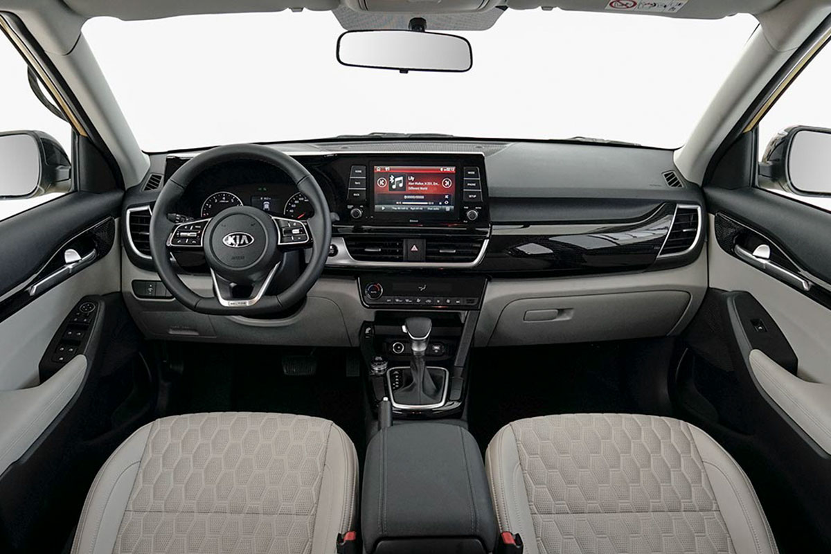 Cận cảnh Kia Seltos Luxury 2020, bản nhận cọc nhiều nhất tại Việt Nam 16 Ảnh khoang lái xe Kia Seltos Luxury 2020