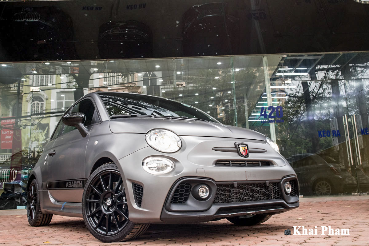 Đánh giá xe Fiat 500 595 Abarth Esseesse 2020: Đầu xe Ảnh đầu xe Fiat 500 595 Abarth Esseesse 2020