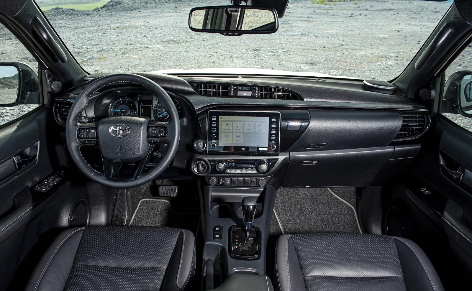 Toyota Hilux 2020 chính thức ra mắt Việt Nam, giá từ 628 triệu đồng - Ảnh 4.