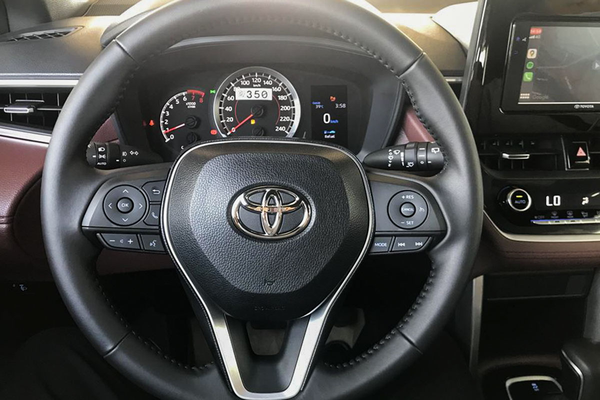 Lộ diện Toyota Corolla Cross 1.8 G 2020, giá 720 triệu đồng, không ít đồ như tin đồn a12
