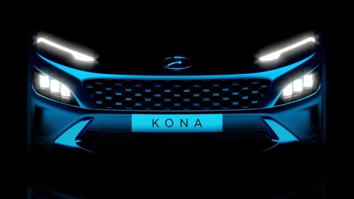 Hyundai Kona 2021 facelift lộ dáng sau nhá hàng.
