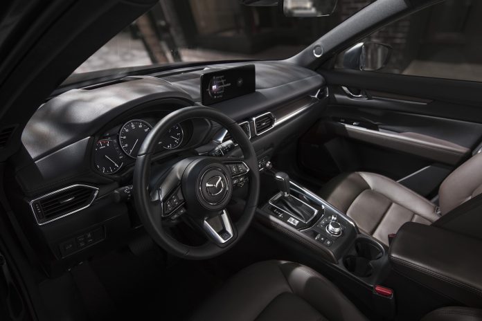 Mazda CX-5 2021 bổ sung hàng loạt công nghệ tối tân.