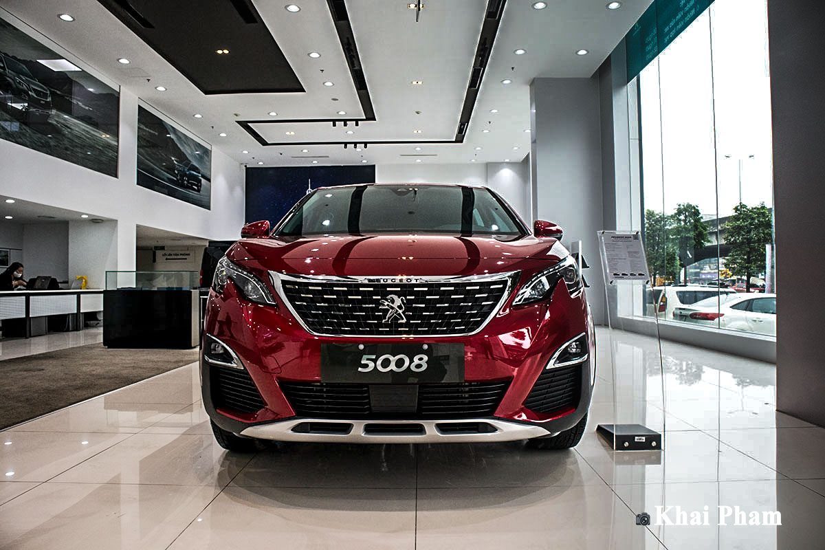 So sánh xe Honda CR-V L 2020 và Peugeot 5008 Active 2020: Đầu xe Peugeot 5008 Ảnh đầu xe Peugeot 5008