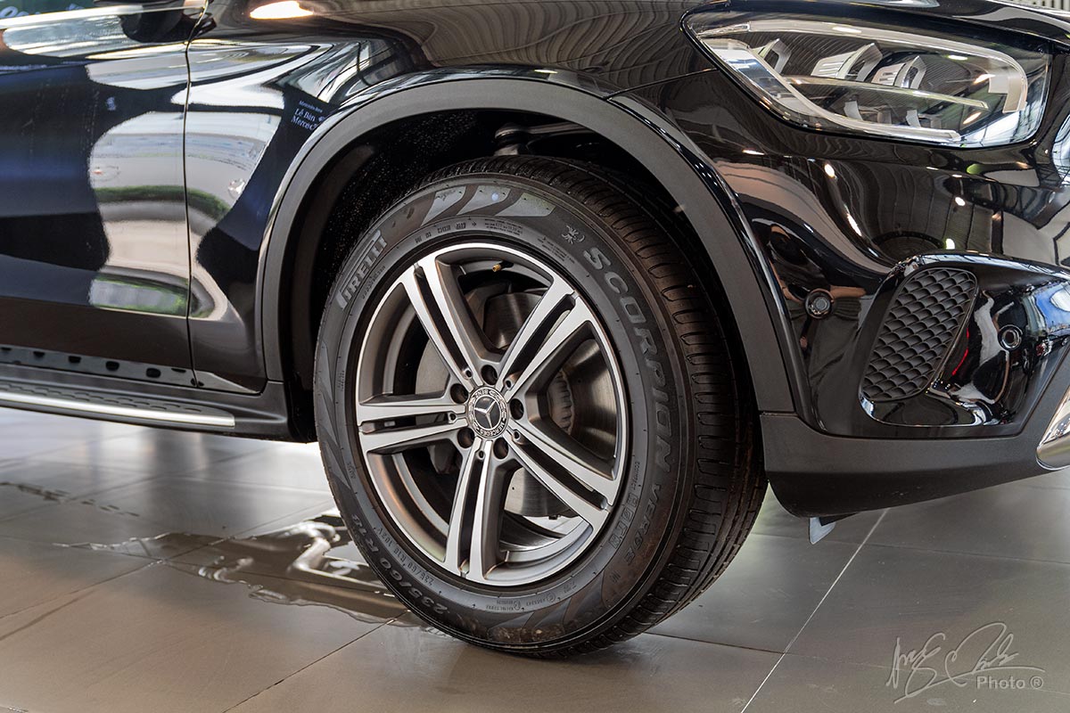 Ngoại thất Mercedes-Benz GLC 200 2021 2.