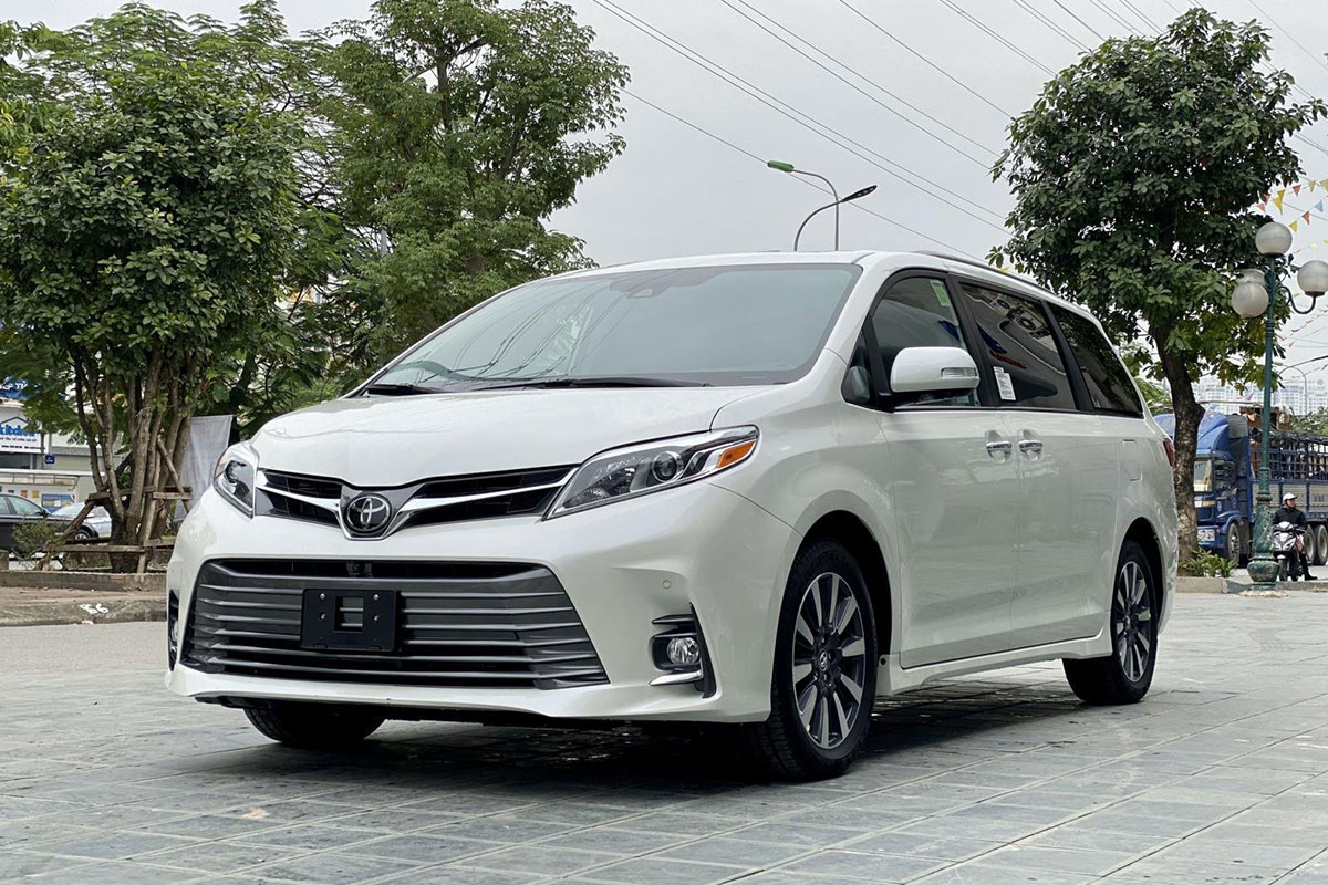 Toyota Sienna Limited 2020 1
