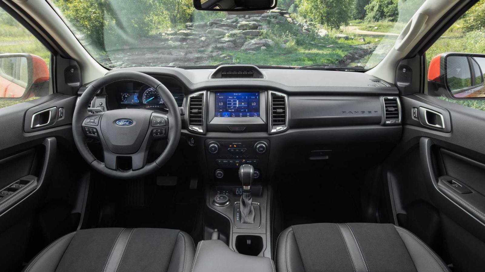 Ford Ranger Tremor 2021 nâng cao trải nghiệm lái, vượt địa hình 1 cách êm ái.