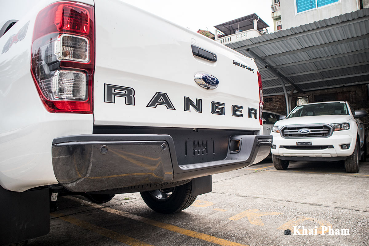 Ảnh Cản sau xe Ford Ranger Wildtrak 2020