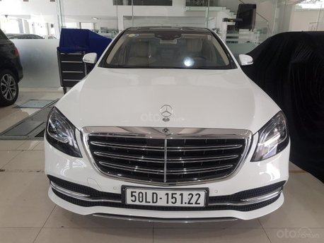 Mercedes Benz S450.