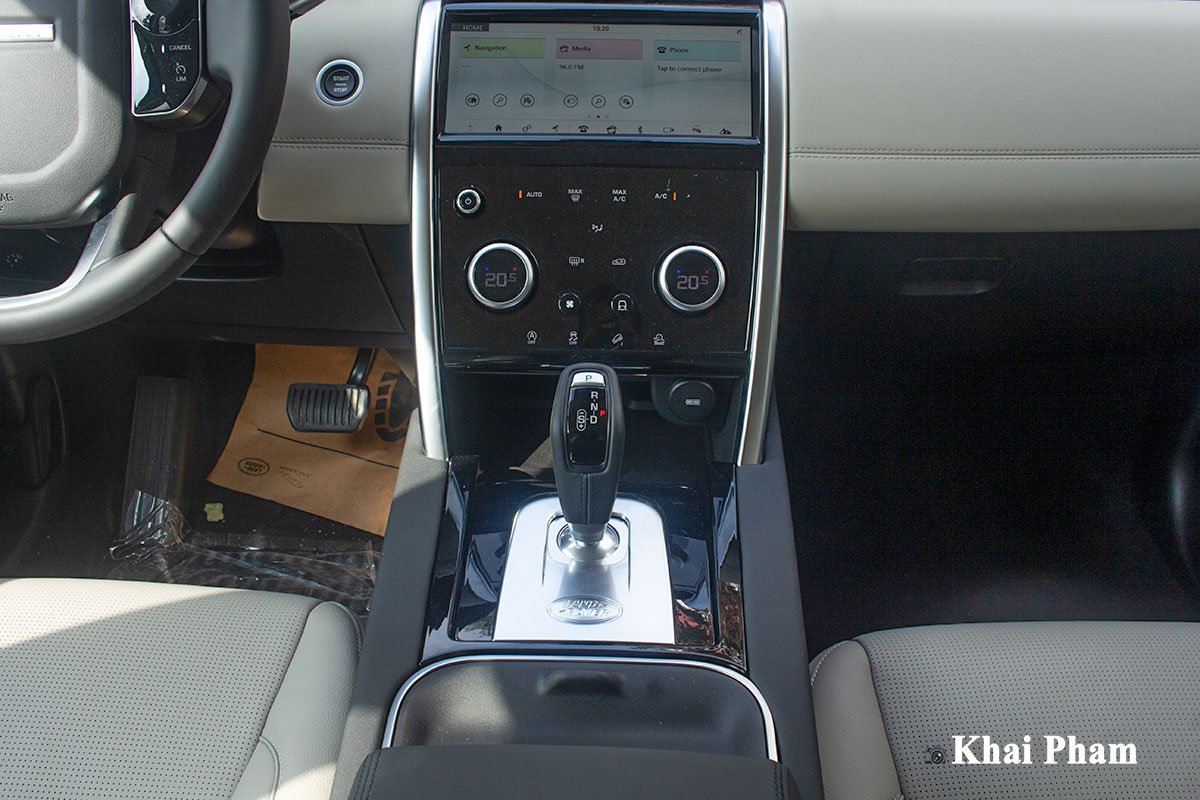 Nội thất Land Rover Discovery Sport 3.