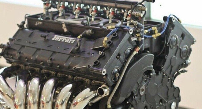 khối động cơ 25 năm tuổi của&nbsp;LaFerrari V12 được rao bán với giá cắt cổ,&nbsp;375.000 USD 1