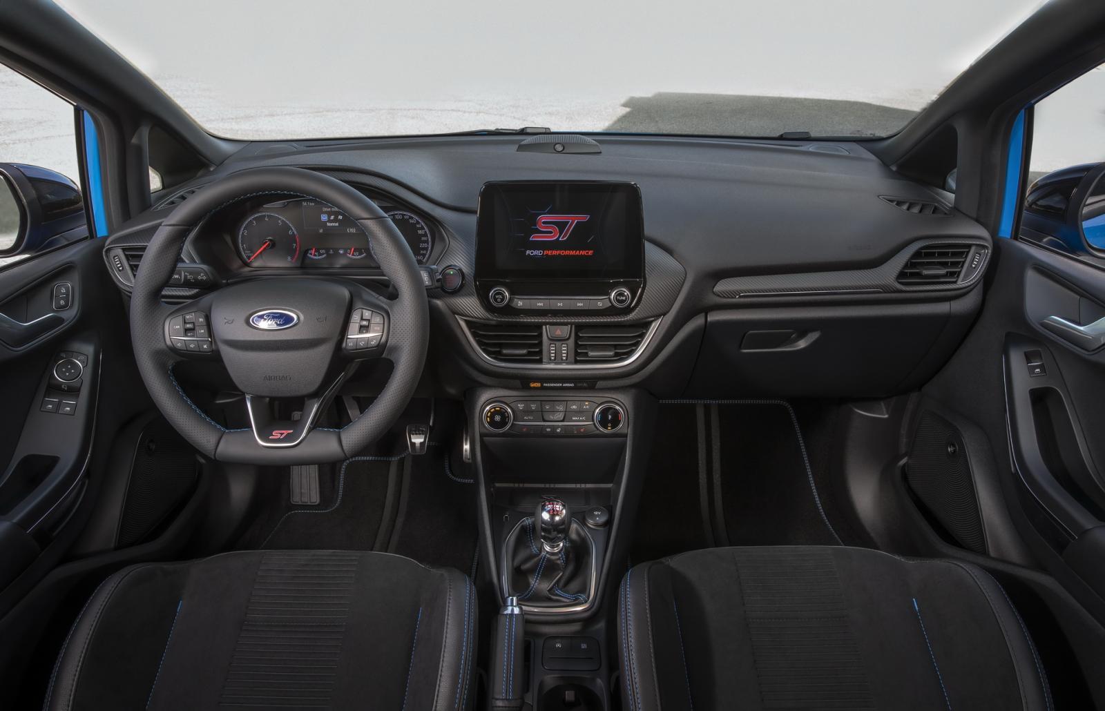 Ford Fiesta ST Edition hứa hẹn cung cấp trải nghiệm lái đỉnh cao.