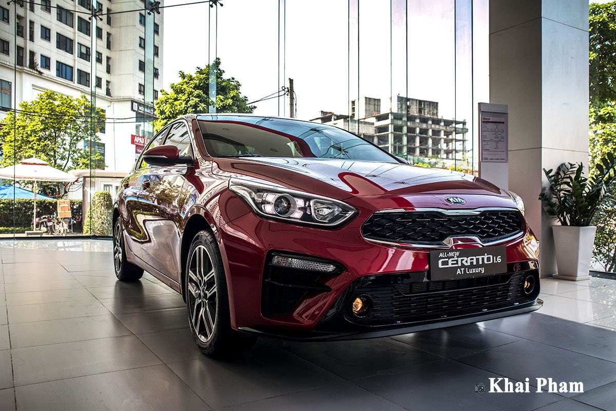 Khách hàng mua xe Kia Cerato sẽ nhận thêm phụ kiện chính hãng Khách hàng mua xe Kia Cerato sẽ nhận thêm phụ kiện chính hãng.