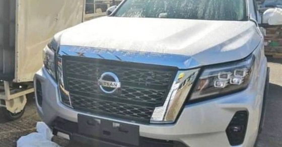 Hình ảnh lộ diện của Nissan Navara 2021 facelift cho thấy nhiều điểm mới.