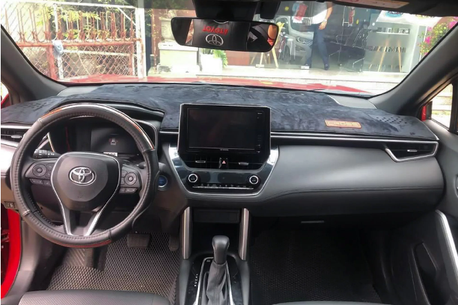 Nội thất Toyota Corolla Cross 1.8HV đang rao bán vẫn ở dạng nguyên bản Nội thất Toyota Corolla Cross 1.8HV đang rao bán vẫn ở dạng nguyên bản.