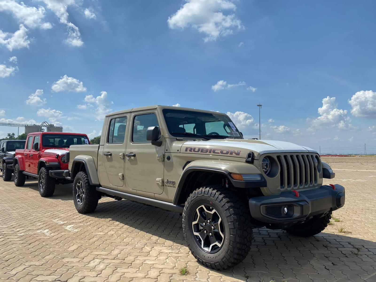 Giá xe Jeep Gladiator mới nhất tại Việt Nam Giá xe Jeep Gladiator mới nhất tại Việt Nam.
