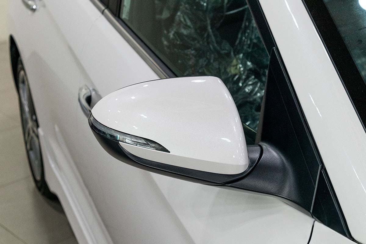 Anh Gương xe Hyundai Elantra 2020: Đầu xe.