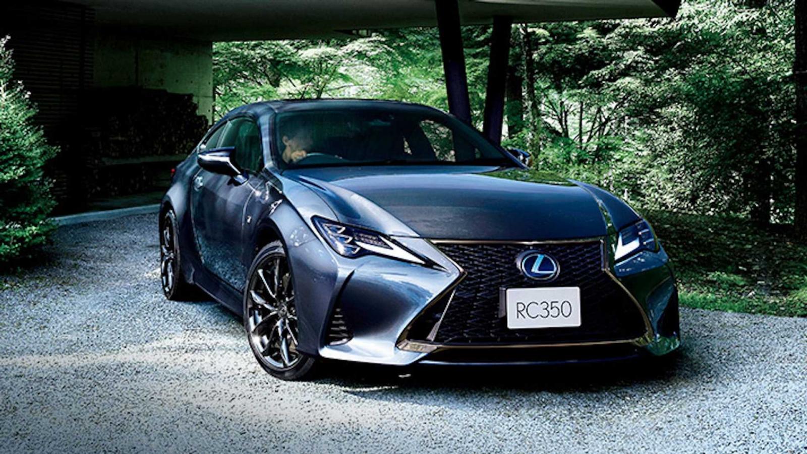 Lexus RC Emotional Ash Edition ra mắt với giá 1,4 tỷ đồng.