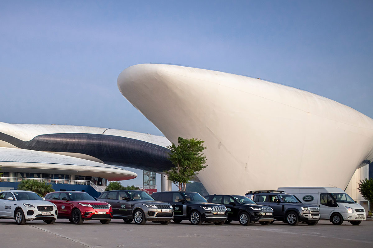 sự kiện trải nghiệm và dịch vụ lưu động của Jaguar Land Rover 2.