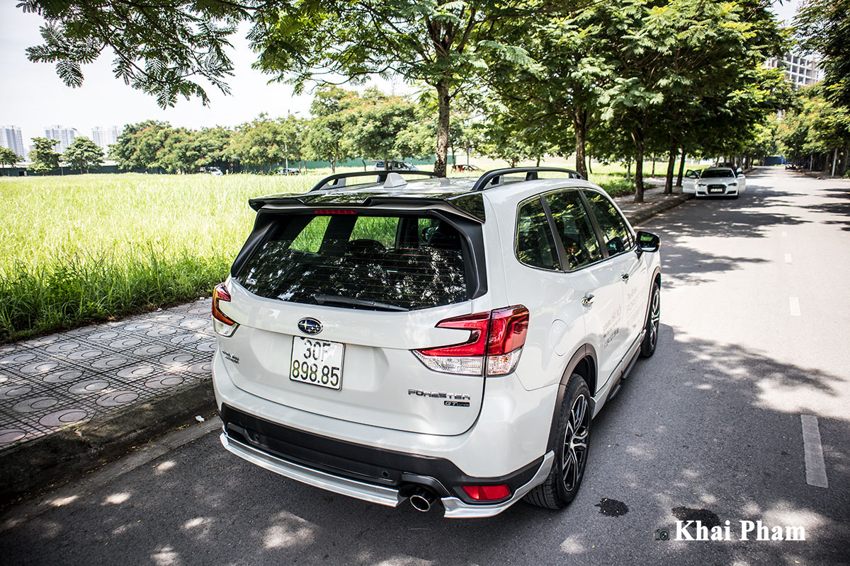 Ảnh Đuôi xe Subaru Forester 2020