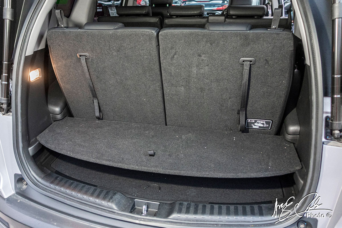 Khoang hành lý khi dùng đủ 3 hàng ghế trên Honda CR-V L 2020-2021.