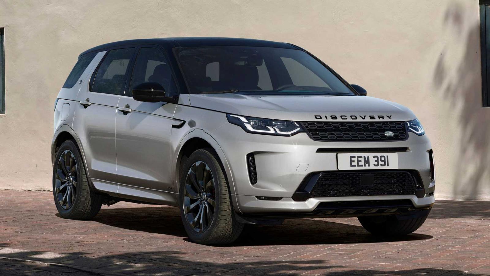 Land Rover Discovery Sport 2021 giữ nguyên ngoại hình bắt mắt.