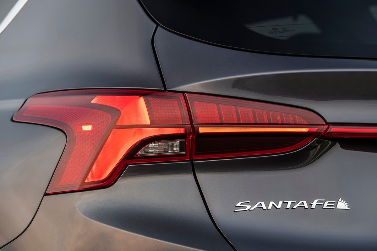 Chiêm ngưỡng vẻ đẹp của Hyundai Santa Fe 2021 sắp bán ở Việt Nam a11