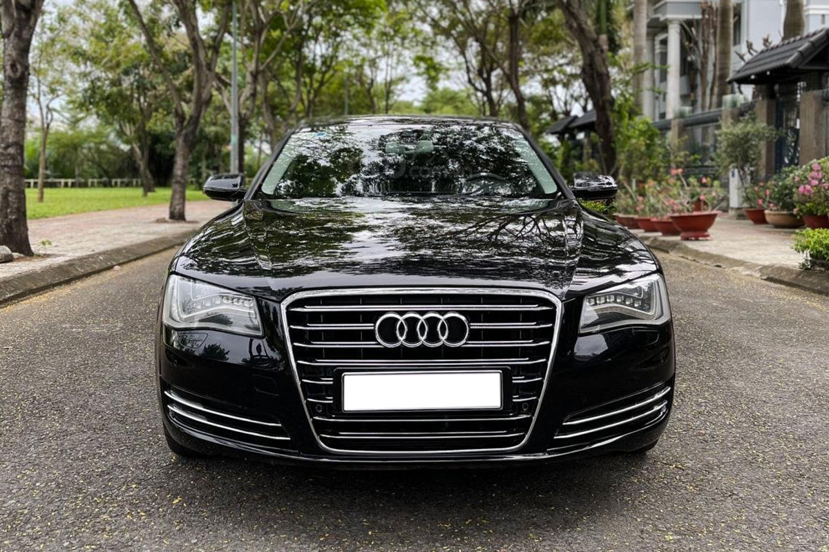 Thiết kế đầu xe Audi A8L 2010 1