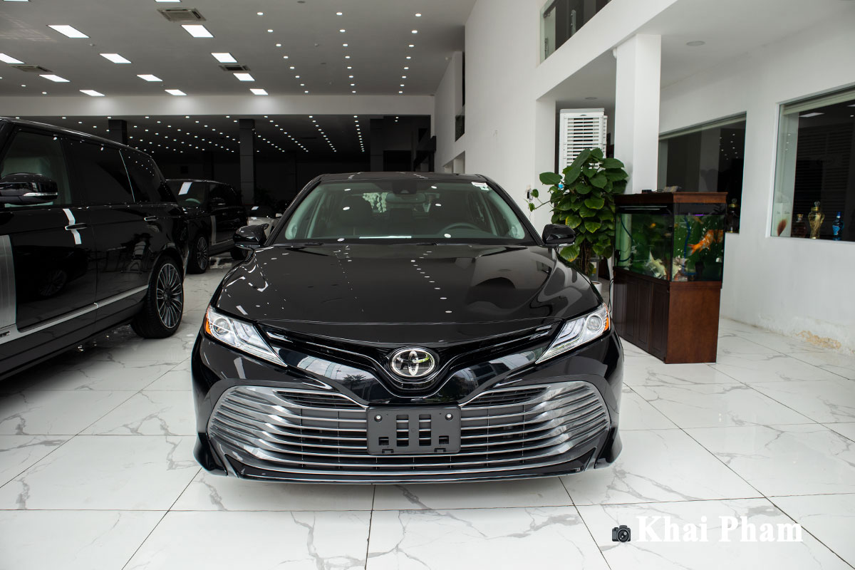 Toyota Camry XLE nhập Mỹ tiếp tục về Việt Nam, giá cao gấp đôi xe chính hãng vẫn hút khách a6