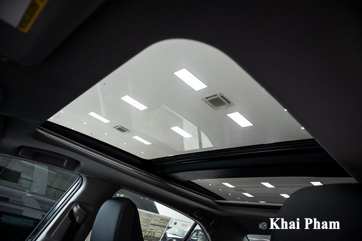 Toyota Camry XLE nhập Mỹ tiếp tục về Việt Nam, giá cao gấp đôi xe chính hãng vẫn hút khách a26